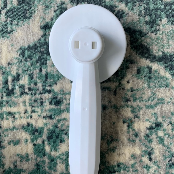 New! Pet comb hair removal for cat and dog - Picture 3 of 4